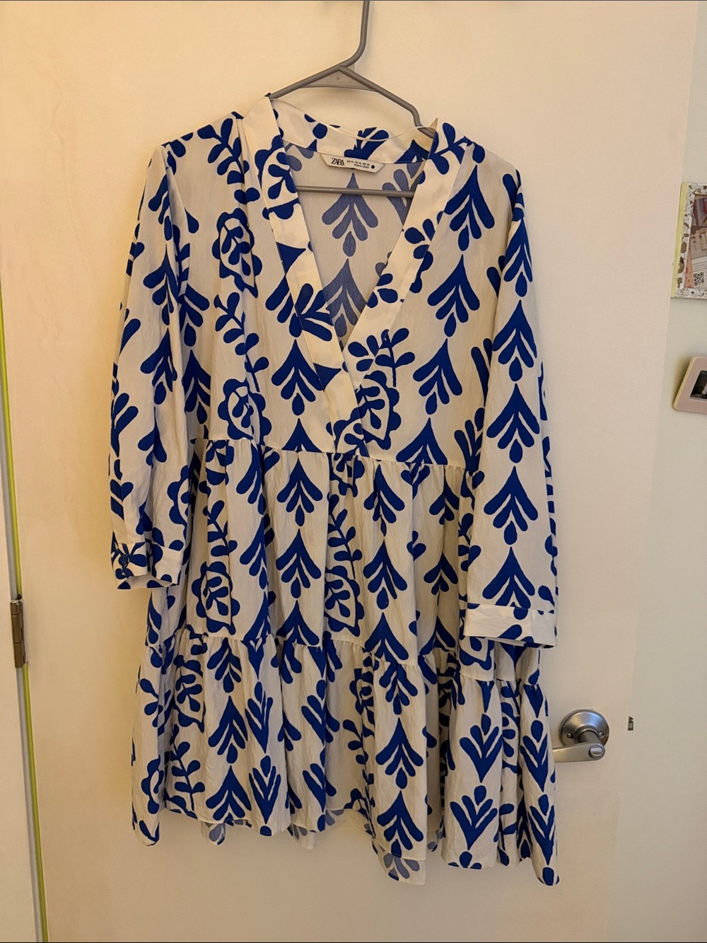 Zara White and Blue Printed V-Neck Tiered Dress